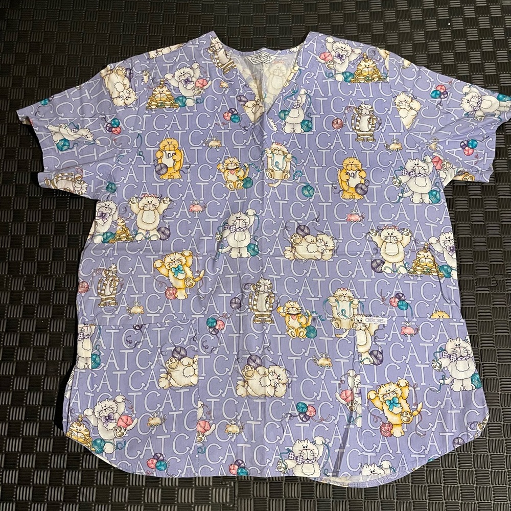 Cherokee scrub top